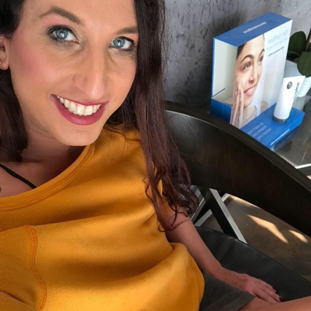 Meet your Posher, Cori